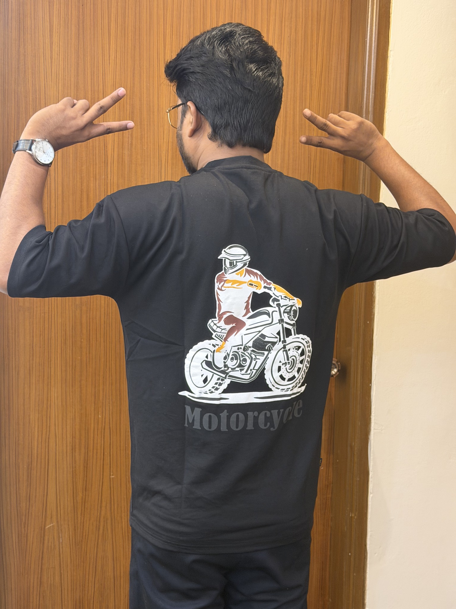 Drop shoulder t-shirt - Image 6